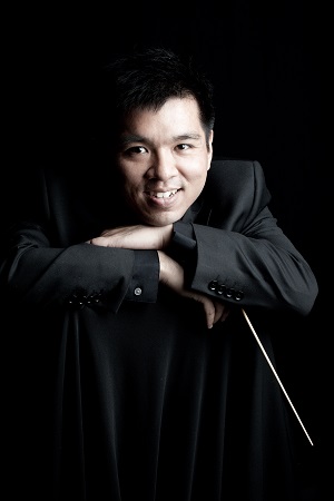 Conductor Paolo Reyes